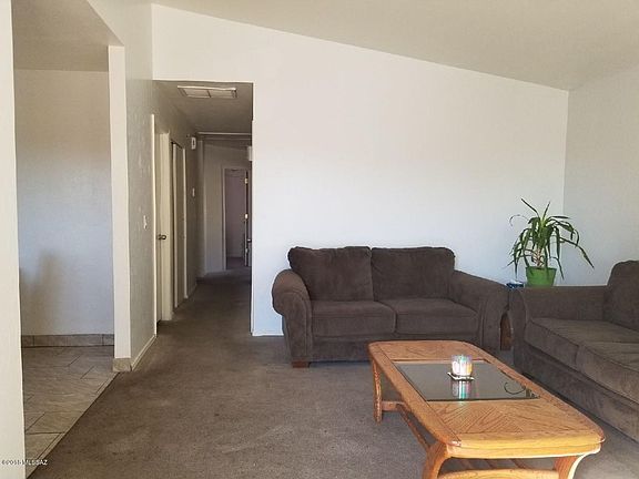 5th image of 764 W Carolchristine Pl