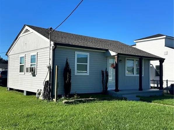 7220 Hattie St, Arabi, LA 70032