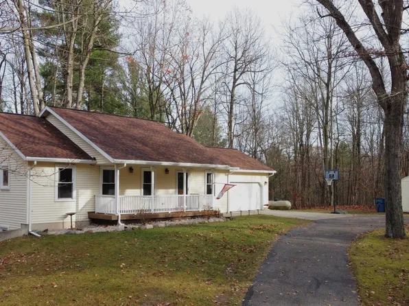 6936 Schmeid Rd, Lakeview, MI 48850