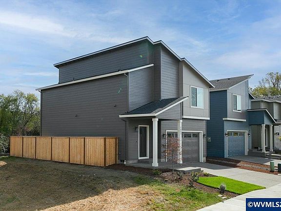 2nd image of 7423 SE Berg Dr