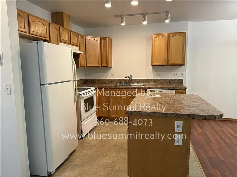 2505 Conger Ave NW #B — Photo 8