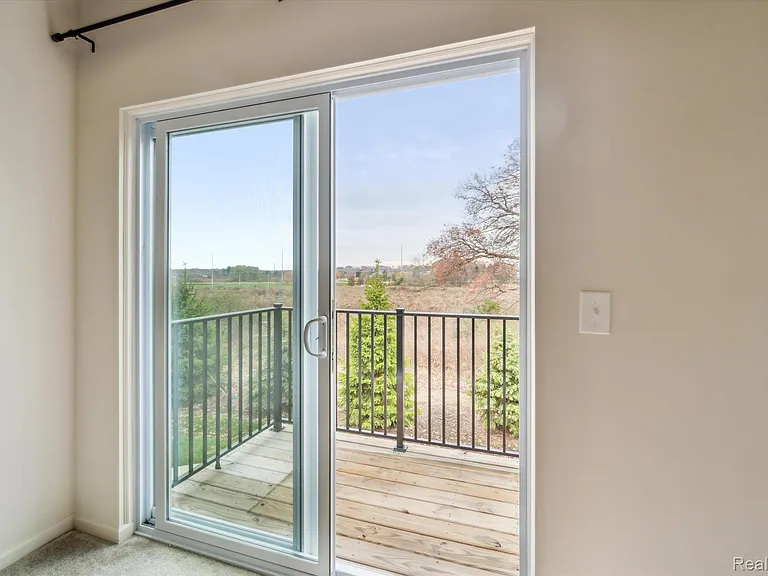 9804 Ridge Run St — Photo 26