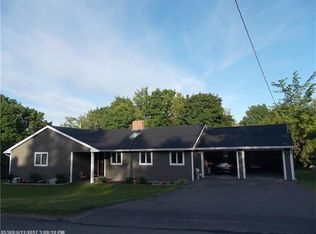 66 Hillside St, Presque Isle, ME 04769