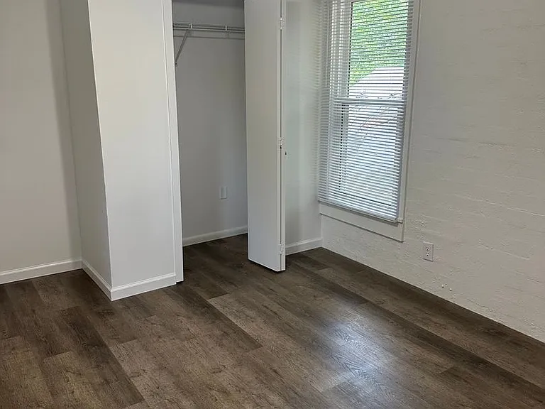 106 W Factory St — Photo 9
