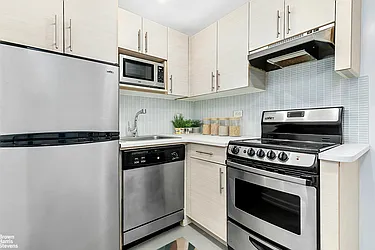 Rented by Brown Harris Stevens