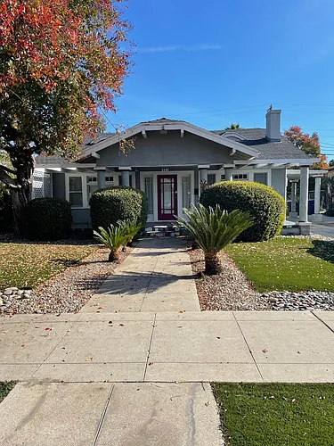 1342 N Van Ness Ave Photo 1