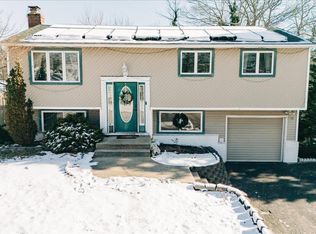 19 Biscayne Drive, Selden, NY 11784