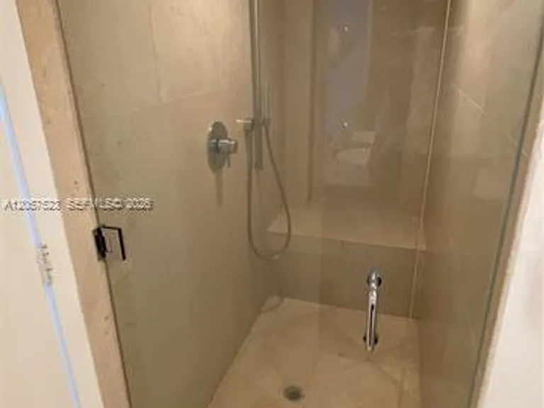 465 Brickell Ave #CU-5304 — Photo 7