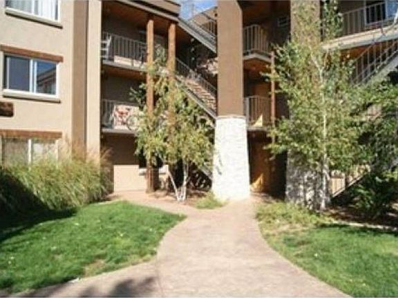 Gated Courtyard