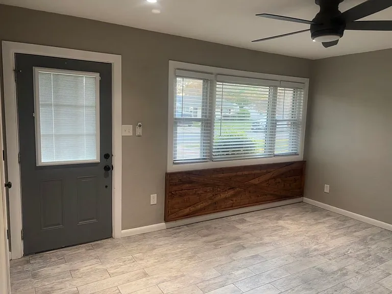 5012 Titian Ln — Photo 6
