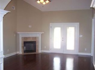 303 Legacy Park Dr, Perry, GA 31069