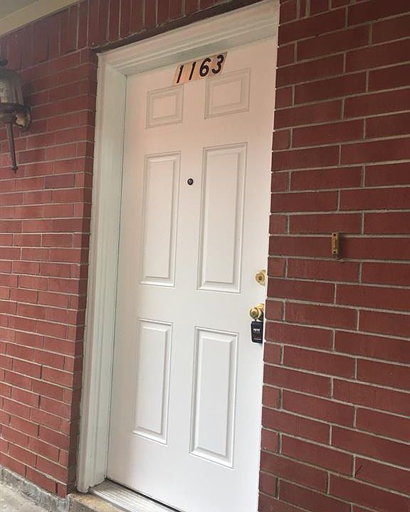 1st image of 1163 Lovett St #4