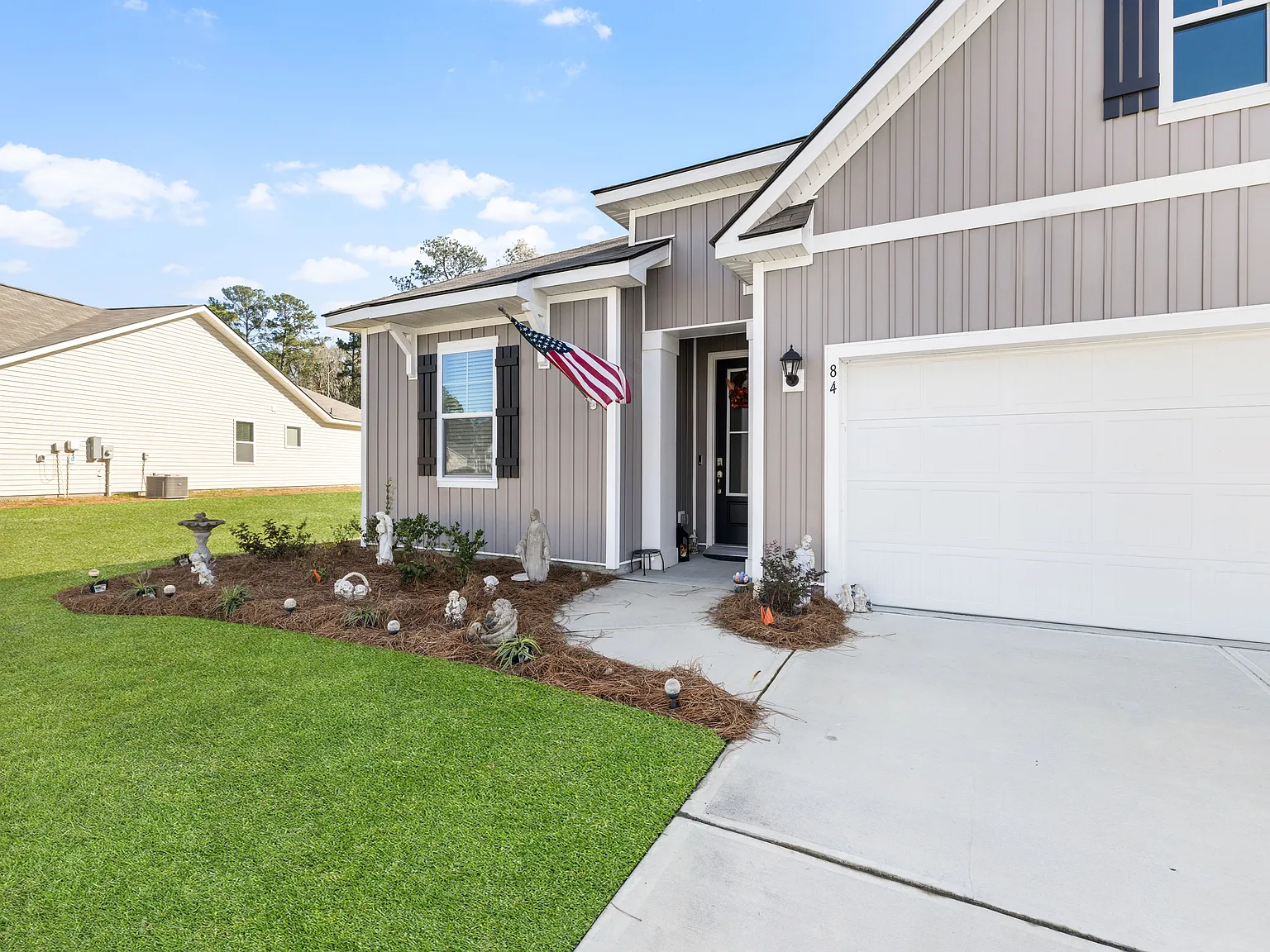 3 bed, 1618 sqft, $2,400 — Photo 3