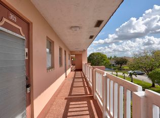 9400 Sunrise Lakes Blvd APT 303, Sunrise, FL 33322