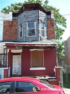 2nd image of 129 N Yewdall St