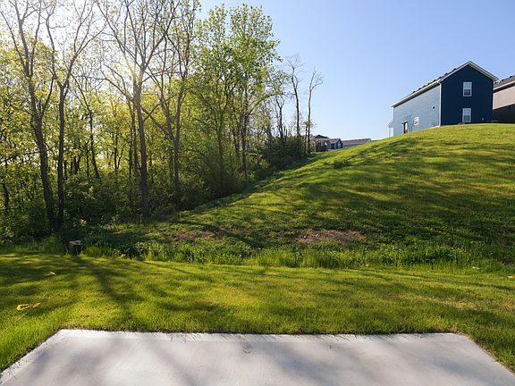 4th image of 2042 Dolly Dr