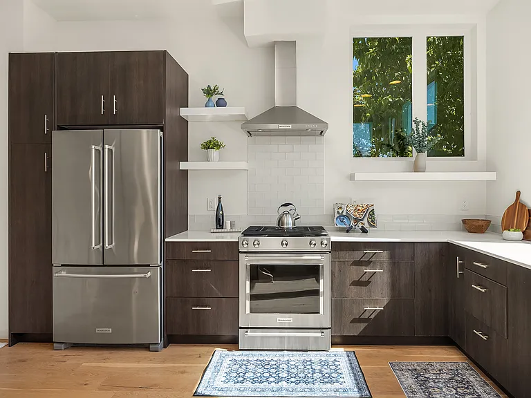 Open Kitchen