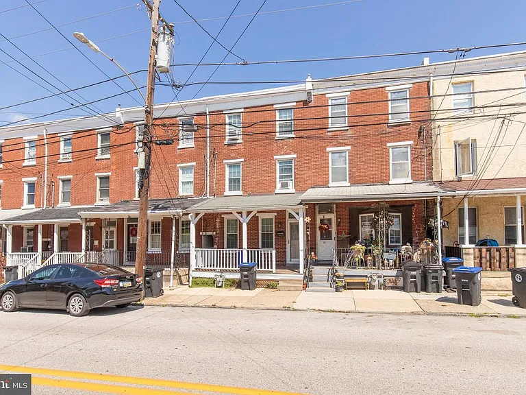 620 E Hector St — Photo 25