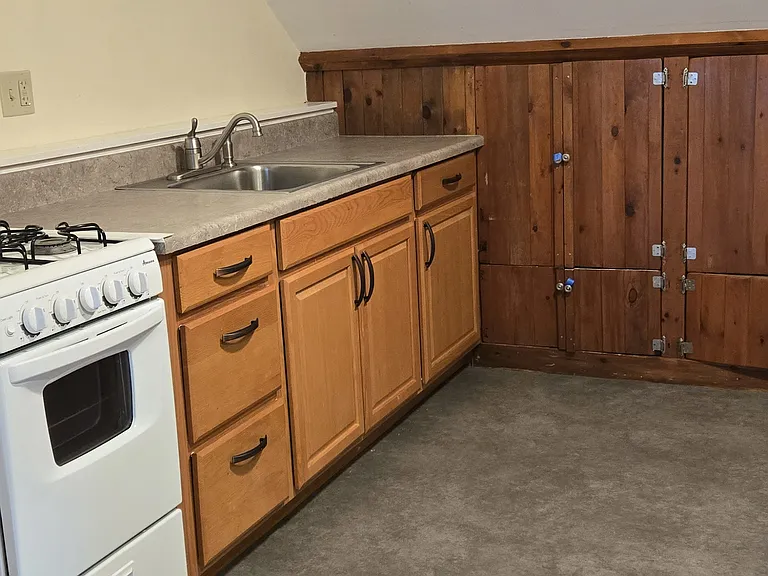 91 Washburn Ave #3 — Photo 8