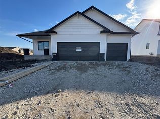 1517 Maple St, Granger, IA 50109