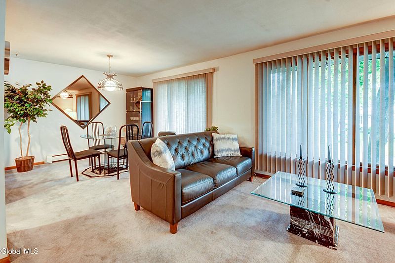 3rd image of 5 Wendfair Terrace