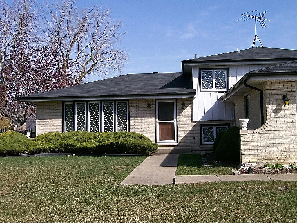622 Glen Ln photo 1
