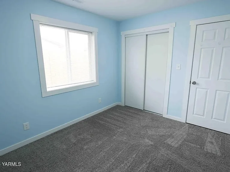 1900 W Mead Ave #1 — Photo 12