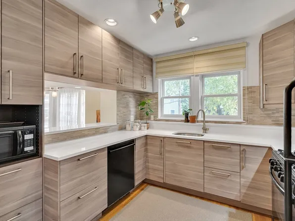 44 Lewis Ave #44, Arlington, MA 02474