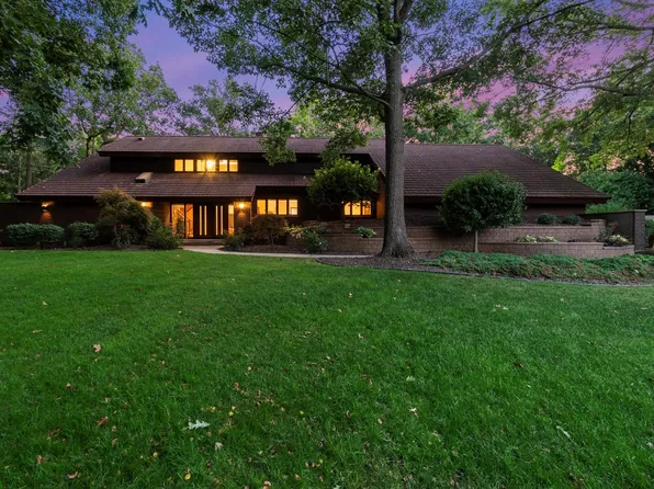 3540 Haweswood Ct, Crete, IL 60417