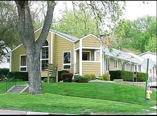 702 W Mission Ave APT 2, Bellevue, NE 68005