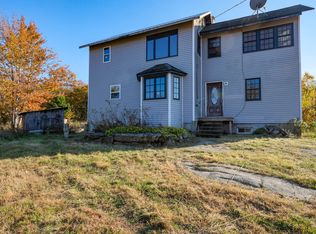 81 Vigue Rd, Hartland, ME 04943