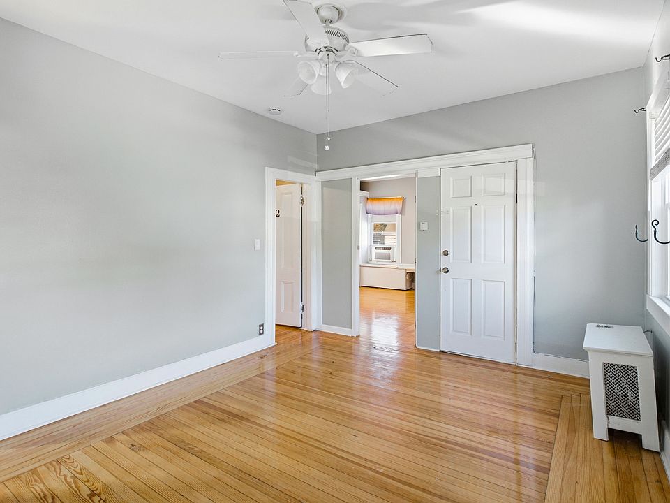 1st image of 416 20th Ave APT 2