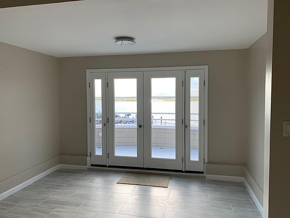 5th image of 3724 Waterview Blvd #1