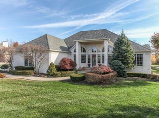 1813 Eagle Trace Dr, Greenwood, IN