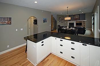 5th image of 10566 Watersedge Ln