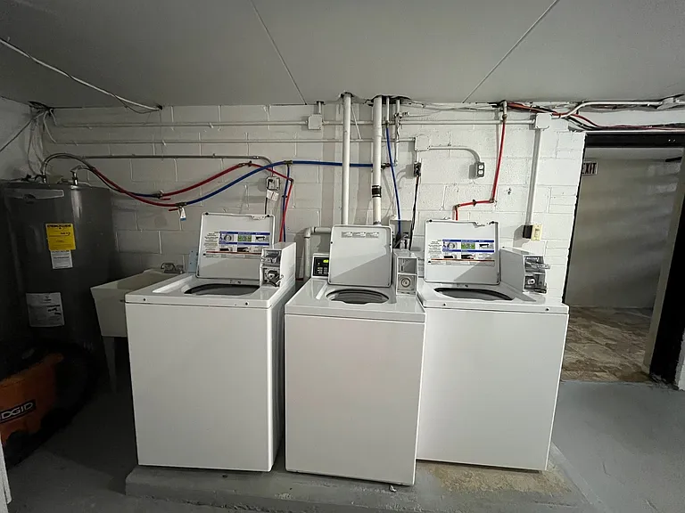 Robinson 205 — Photo 17