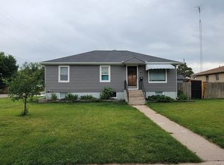 1300 E 22nd St #B, Cheyenne, WY 82001