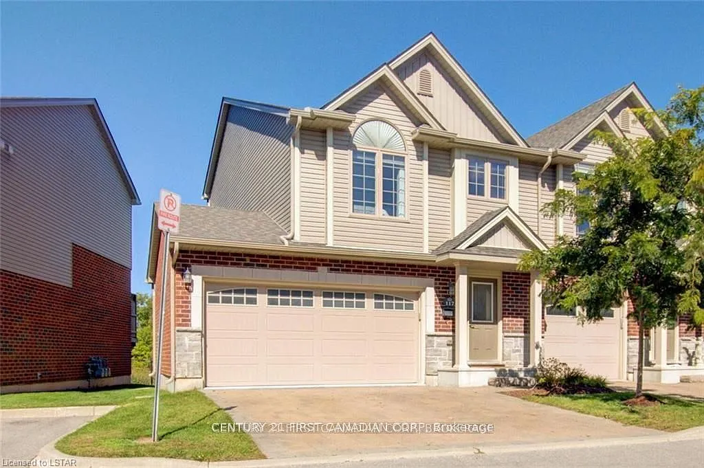 3 bed, $2,850 — Photo 1