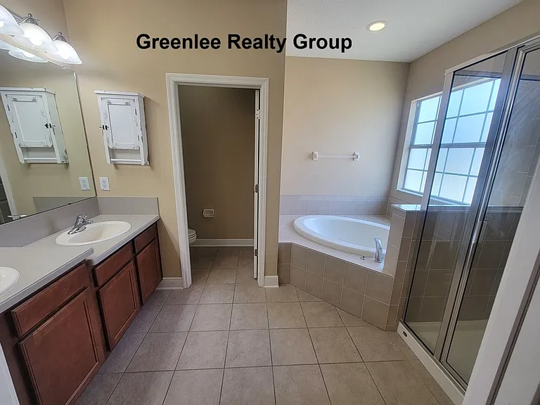10418 Fenceline Rd — Photo 26