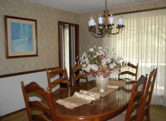 Home for Sale in Edmond, Oklahoma $189,900
