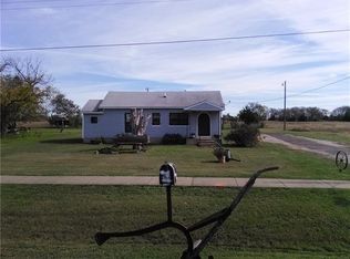 1058 N Lancaster Hutchins Rd, Lancaster, TX 75146