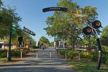 Pinella's Trail through Dunedin