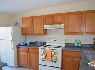 9502 E 42nd St, Tucson, AZ 85730