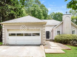 2041 Stone Forest Dr, Lawrenceville, GA 30043