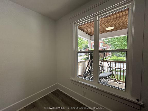 4th image of 14 Brubacher St