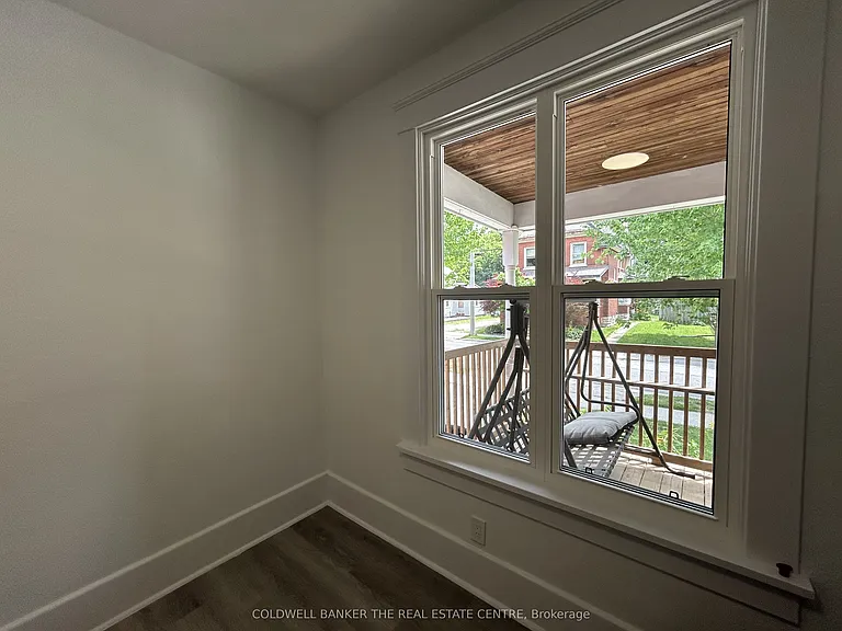 14 Brubacher St — Photo 4