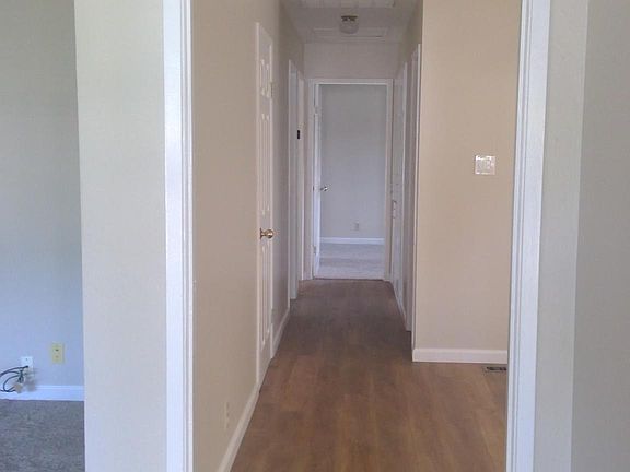 5th image of 2117 Abbey Ln