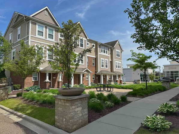 3084 Kilmer Dr, Troy, MI 48083