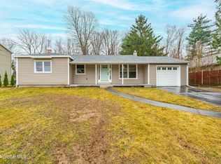 2754 Brookview Rd, Castleton, NY 12033