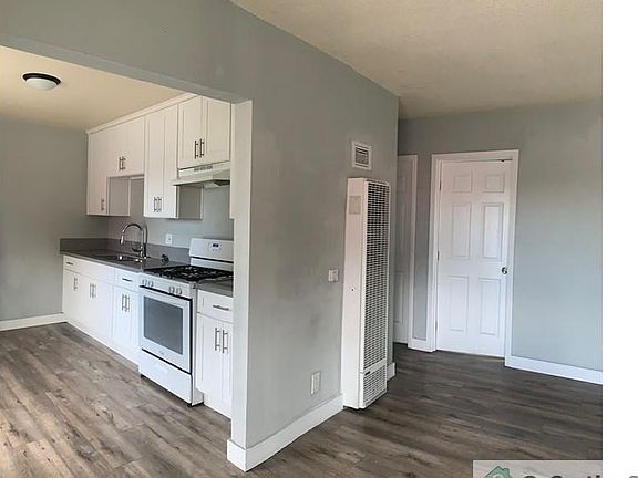4th image of 4200 S Western Ave APT 4